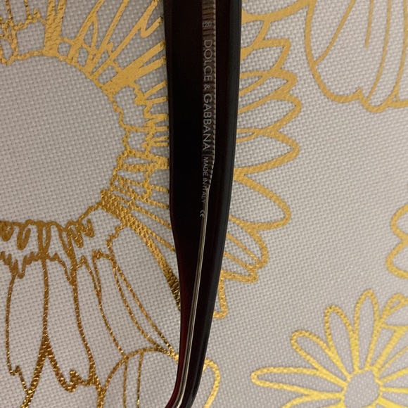 Dolce & Gabbana sunglasses - Picture 2 of 5